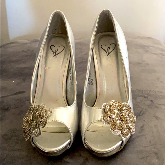 Windsor - Picture 2 of 5